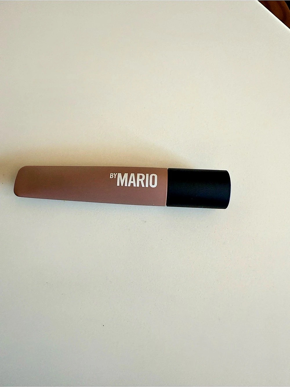 راااااا
MAKEUP BY MARIO
Long-Wear Cream Eyeshadow Color: Mauve